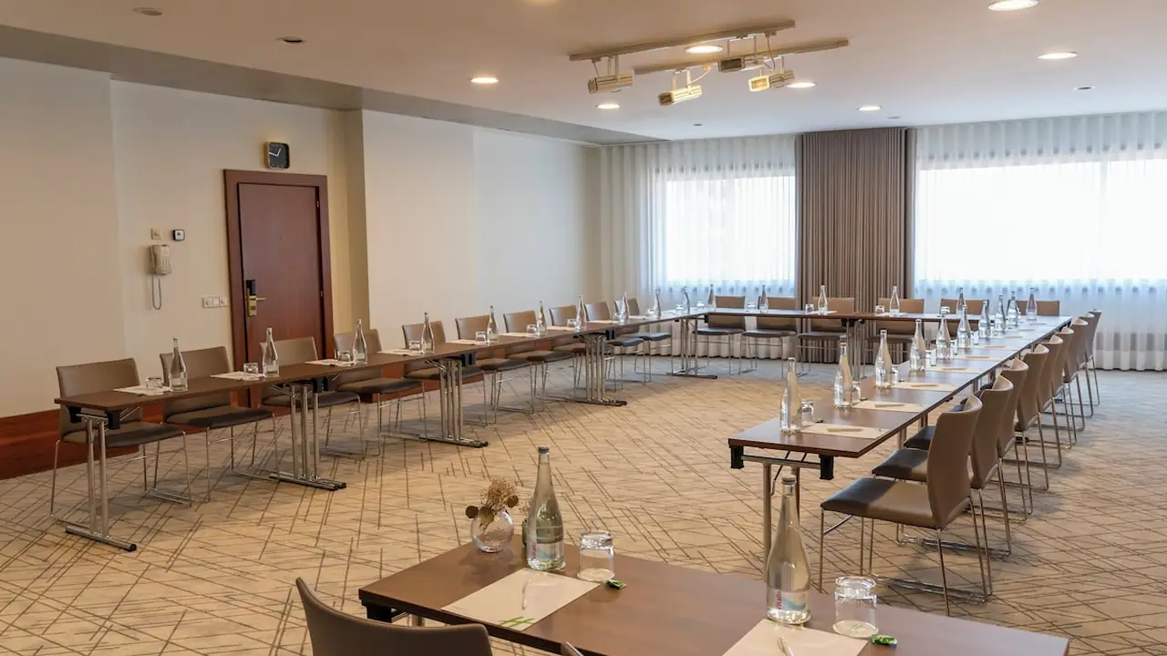 Holiday Inn Porto Gaia